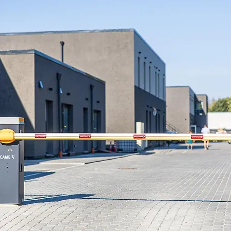 Jaukus Apartamentai Palangoje Su Baseinu Butas *