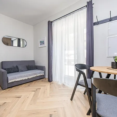 Jaukus Apartamentai Palangoje Su Baseinu Butas *