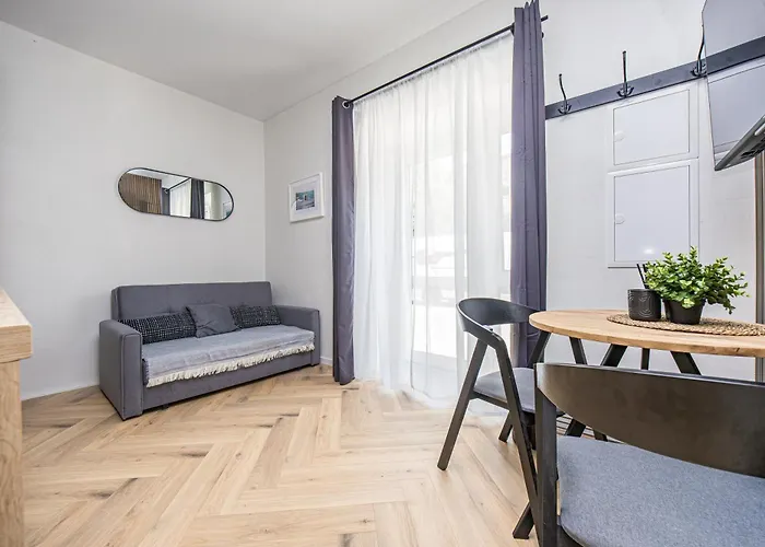 Jaukus Apartamentai Palangoje Su Baseinu شقة *